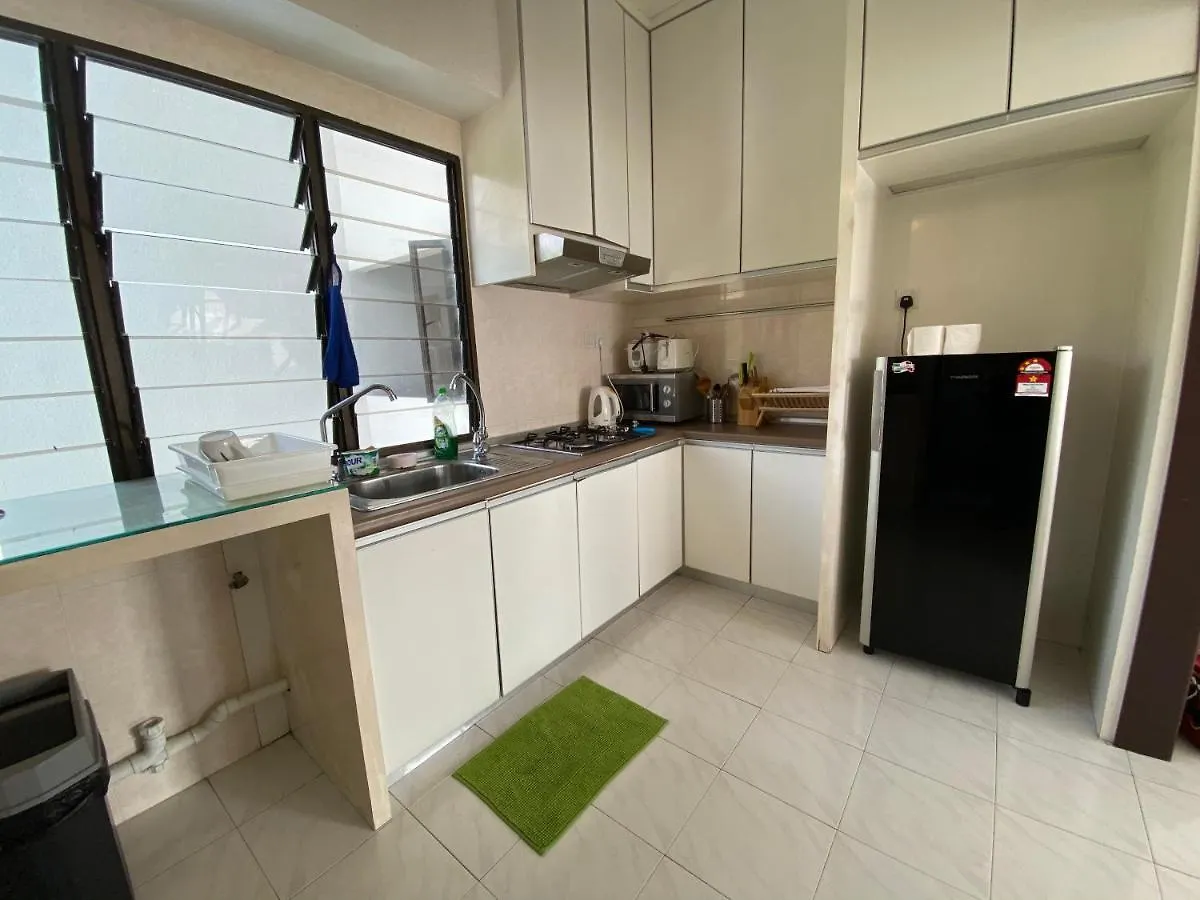 The View Ferringhi 3Br Apartment Batu Ferringhi 0*,